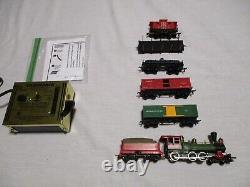 1 H. O. Scale 1863 Type Freight Train Set. Ready To Run Set