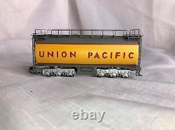 Athearn RTR Union Pacific UP GE Gas Turbine / Tender set HTF DCC Ready