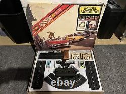 Aurora model motoring Sterling Moss racing set With 2 AW Cars ready to run