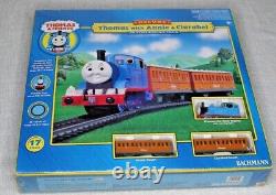 Bachmann 00642 HO Scale Thomas with Annie and Clarabel Ready-to-Run Train Set