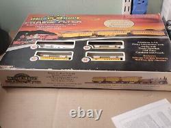 Bachmann 24004 PRAIRIE FLYER N Scale Electric Train E-Z Track Ready-to-Run Snap