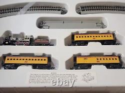 Bachmann 24004 PRAIRIE FLYER N Scale Electric Train E-Z Track Ready-to-Run Snap