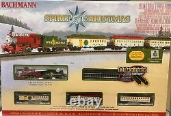 Bachmann #24017 Spirit of Christmas N Scale Ready To Run Train Set
