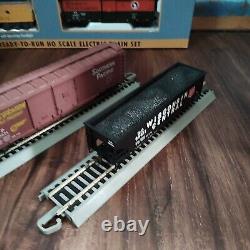 Bachmann Golden Arrow HO Scale Ready To Run Train Set With Add Ons Lot