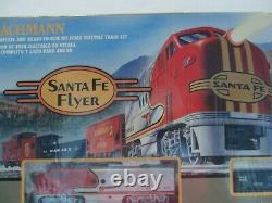 Bachmann Santa Fe Flyer Complete and ready to Run ho Scale Electric Train Set