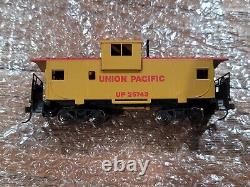 Bachmann Union Pacific 723 2-8-0 Ready to Run Set