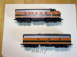 Great Northern complete and ready to run HO Scale Electric Passenger Train Set