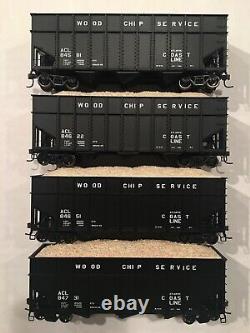 HO Athearn RTR Atlantic Coast Line 40' Ribbed Wood Chip Hopper Set (4-Pack) ACL