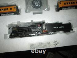 HO Scale Bachmann 01306 The Explorer Union Pacific ready to run set in box