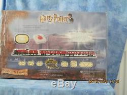 Harry Potter Hogwarts Express HO Train Set, Ready to Run