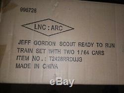 Jeff Gordon #24 Lionel Scout Ready-to-Run Train Set #630/999, with2 Diecast SEALED