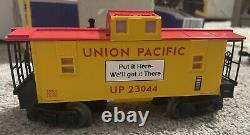 LIONEL UNION PACIFIC Ready to Run Electric O Gauge Full Set 2323090