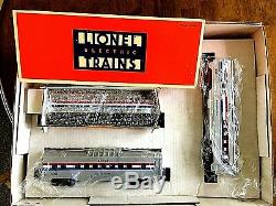 Lionel 6-11748 Complete Ready to Run AMTRAK Set & 6-18937 Non-Powered AMTRAK FA