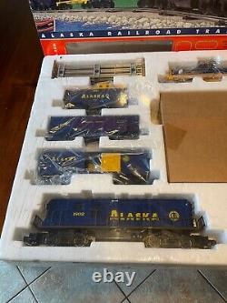 Lionel- 6-11972 Alaska Railroad GP-7, 0-027 Gauge Diesel Train Set, MIB, Sealed