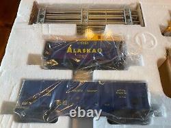 Lionel- 6-11972 Alaska Railroad GP-7, 0-027 Gauge Diesel Train Set, MIB, Sealed