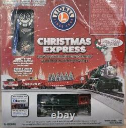 Lionel 6-82982 Christmas Express Ready-to-run set NEW