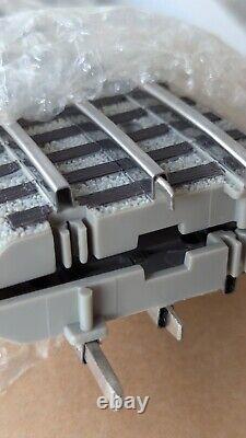 Lionel 7-11004 NASCAR O-Gauge Ready-To-Run Train Set New Box Worn