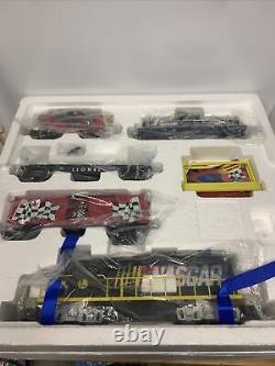 Lionel 7-11004 NASCAR Ready-To-Run Train Set. Open Box Used