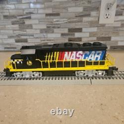Lionel 7-11004 O NASCAR Ready-To-Run Train Set LN In Original Box TESTED