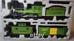 Lionel Battery Powered Ready to Run John Deere Train Set Discontinued Working