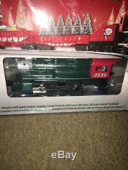Lionel Christmas Express Train Set Ready-To-Run Electric O-Gauge BlueTooth NIB