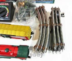 Lionel Ready To Run 0-27 Christmas Train Set Not Fully Tested, See Description