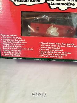 Lionel Ready to Run O-27 Christmas Train Set 6-21944 with Musical Boxcar See Desc