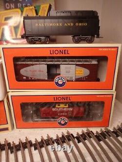 Lionel Southern Diesel Freight Train Set 6-31938 Ready to Run GP-38 READ