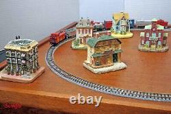 Micro-Trains Line (MTL) Ready to Run Layout Board Buildings Controller/Train Set
