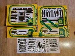 Minitrix N Gauge Complete Ready to run Train Set with extra track MINT CONDITION