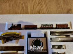 Minitrix N Gauge Complete Ready to run Train Set with extra track MINT CONDITION