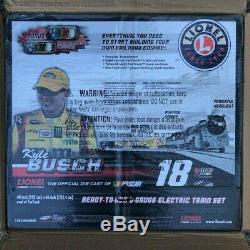 NASCAR M&M Kyle Busch 18 Lionel Ready-to-Run DieCast O-Gauge Train Set #/999 New