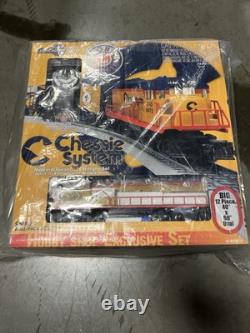 NEW Lionel O Gauge Chessie LionChief Ready To Run Train Set