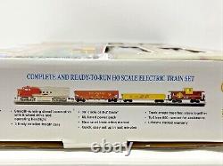 New Bachmann Santa Fe Flyer Complete Ready to Run HO Scale Train Set 00647