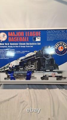New York Yankees Lionel Train Set Ready To Run