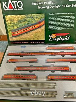 SOUTHERN PACIFIC MORNING DAYLIGHT 10 car set -N Scale -KATO NEW RTR RARE