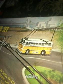 South Street Trolley Bus Set. Ready To Run. H. O. Scale. New Old Stock