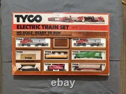 Tyco 1975 Vintage Electric Train Set HO Scale Ready To Run Complete Open Box