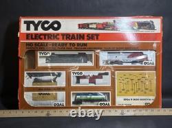 Tyco 1975 Vintage Electric Train Set HO Scale Ready To Run Complete Open Box