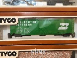 Tyco 1975 Vintage Electric Train Set HO Scale Ready To Run Complete Open Box