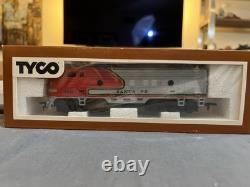 Tyco 1975 Vintage Electric Train Set HO Scale Ready To Run Complete Open Box