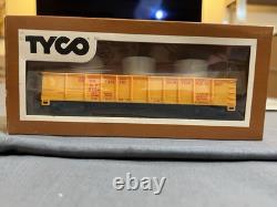 Tyco 1975 Vintage Electric Train Set HO Scale Ready To Run Complete Open Box