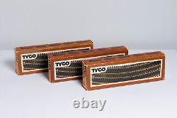 Tyco Electric Train HO Scale Ready to Run-Diesel Freight Santa Fe Set withextras