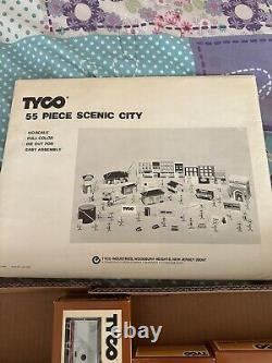 Tyco Electric Train Set HO Scale Ready to Run 4 Trains, Tracks, and Power Pack