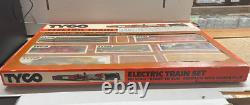 Tyco Electric Train Set HO Scale Ready to Run 4 Trains, Tracks, and Power Pack