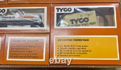 Tyco Electric Train Set HO Scale Ready to Run 4 Trains, Tracks, and Power Pack