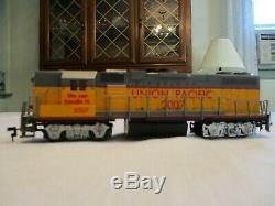 Union Pacific Passenger Train Set. Complete & Ready To Run Set. H. O. Scale