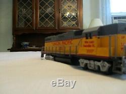 Union Pacific Passenger Train Set. Complete & Ready To Run Set. H. O. Scale