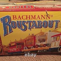 VINTAGE BACHMANN ROUSTABOUT Emmett Kelly Jr. Circus Train set 1/2 way opened