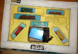 Vintage Atlas N Scale Ready to Run Train Set In Original Box with 54 Tracks, etc
